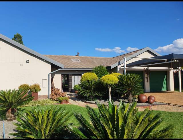 4 BEDROOM FREESTANDING FOR SALE IN DUNDEE